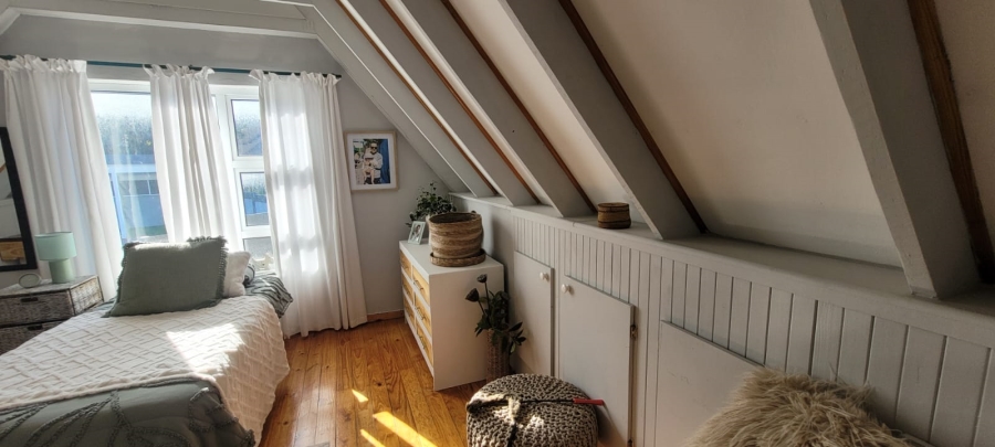 To Let 4 Bedroom Property for Rent in Tergniet Western Cape